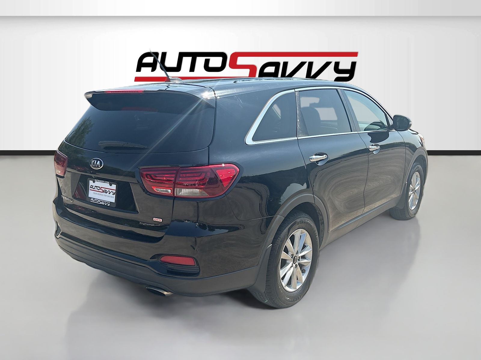 Used 2019 Black Kia LX image 7