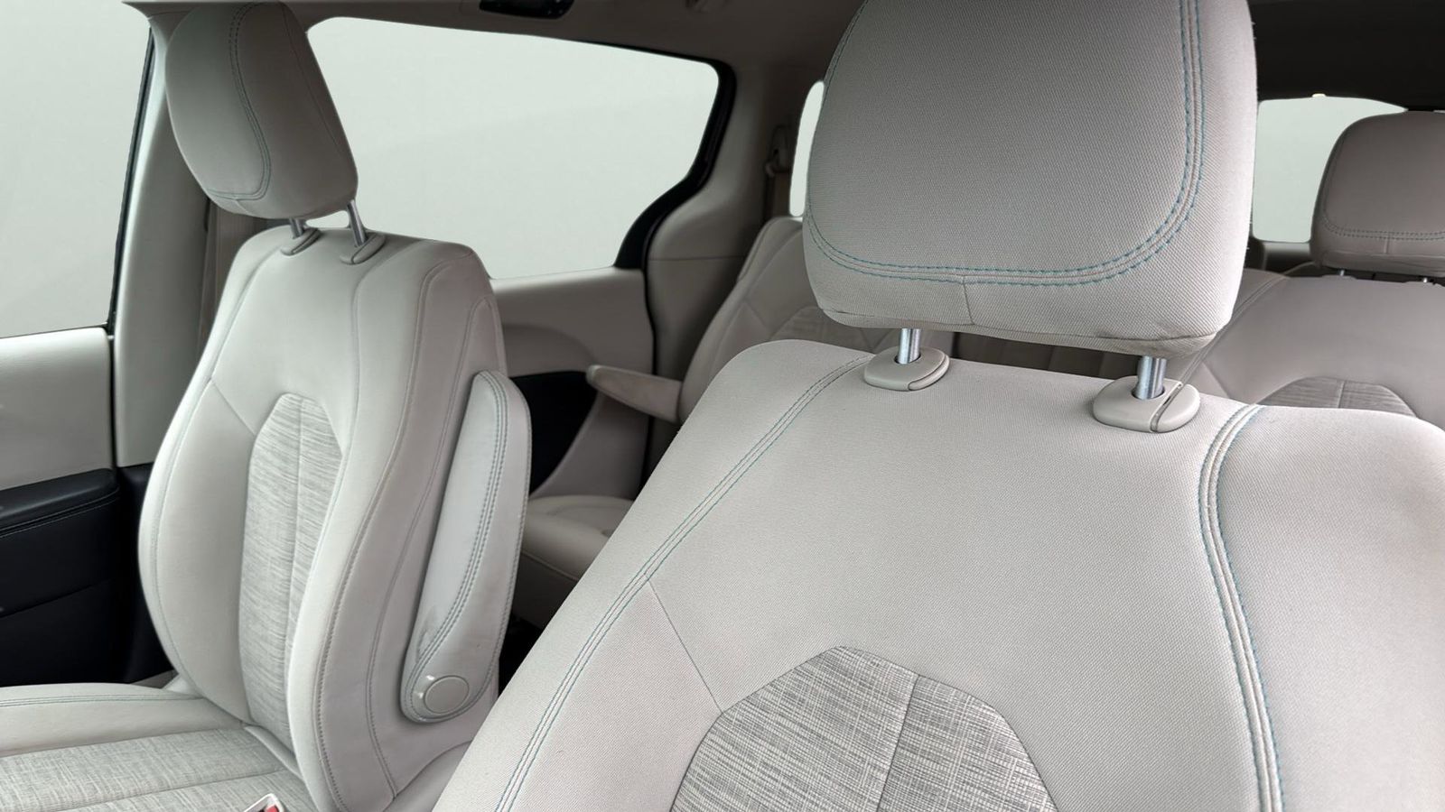 Used Car 2018 Chrysler Pacifica Hybrid  Touring Plus For Sale Under $20,000 In Austin, Texas