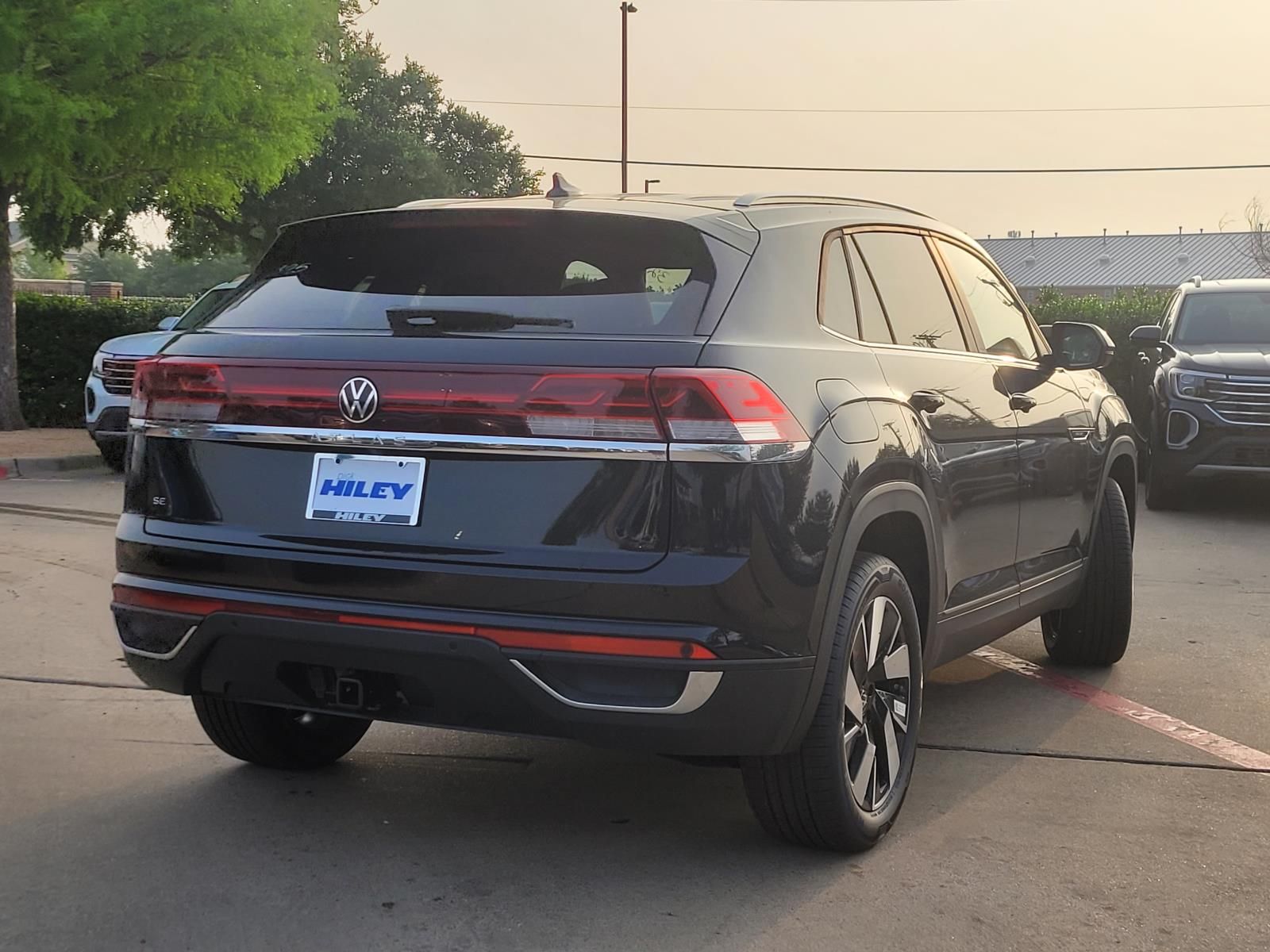 new 2026 Volkswagen Atlas Cross Sport car, priced at $41,026