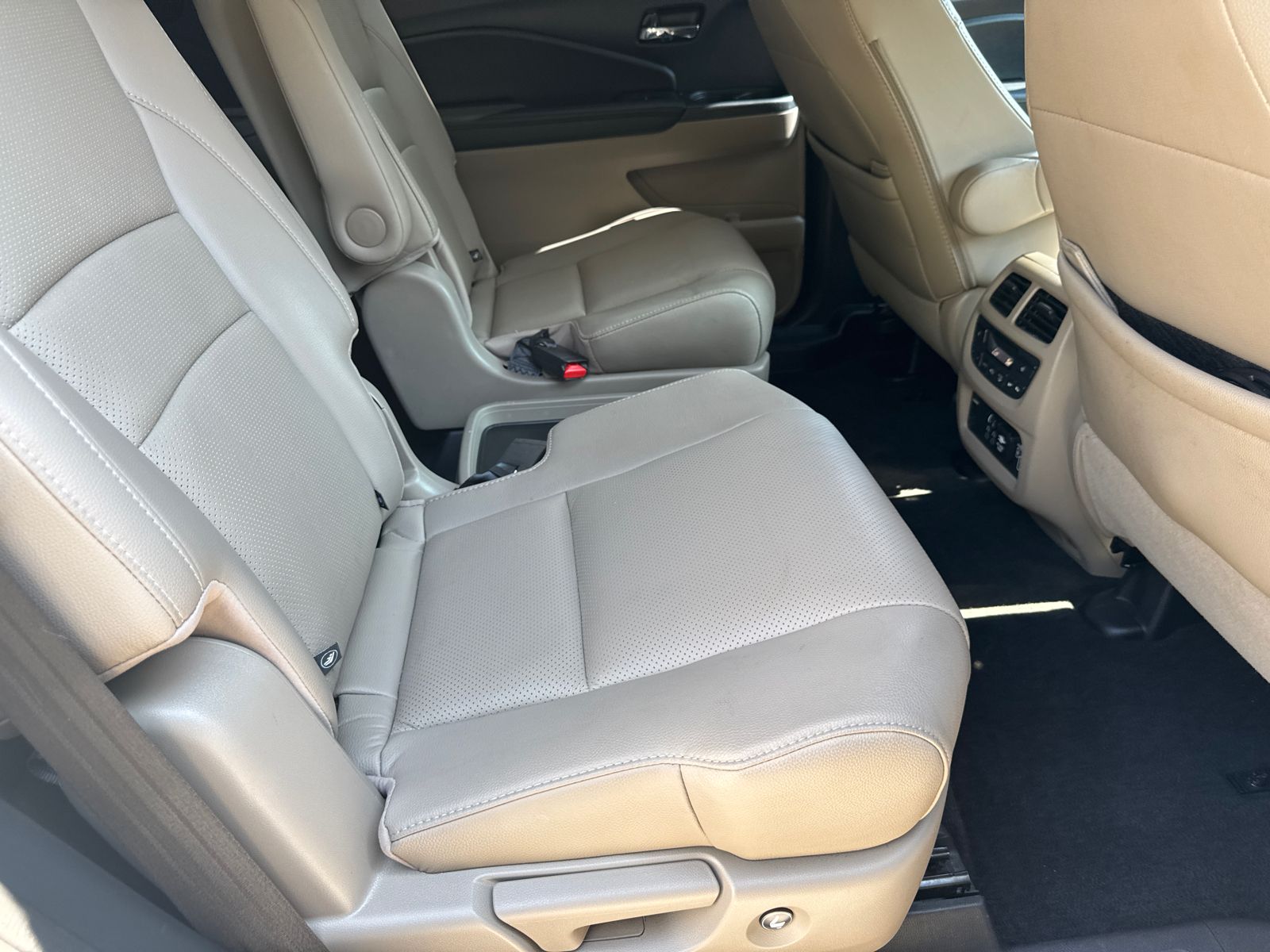 2022 Honda Pilot Elite photo 15