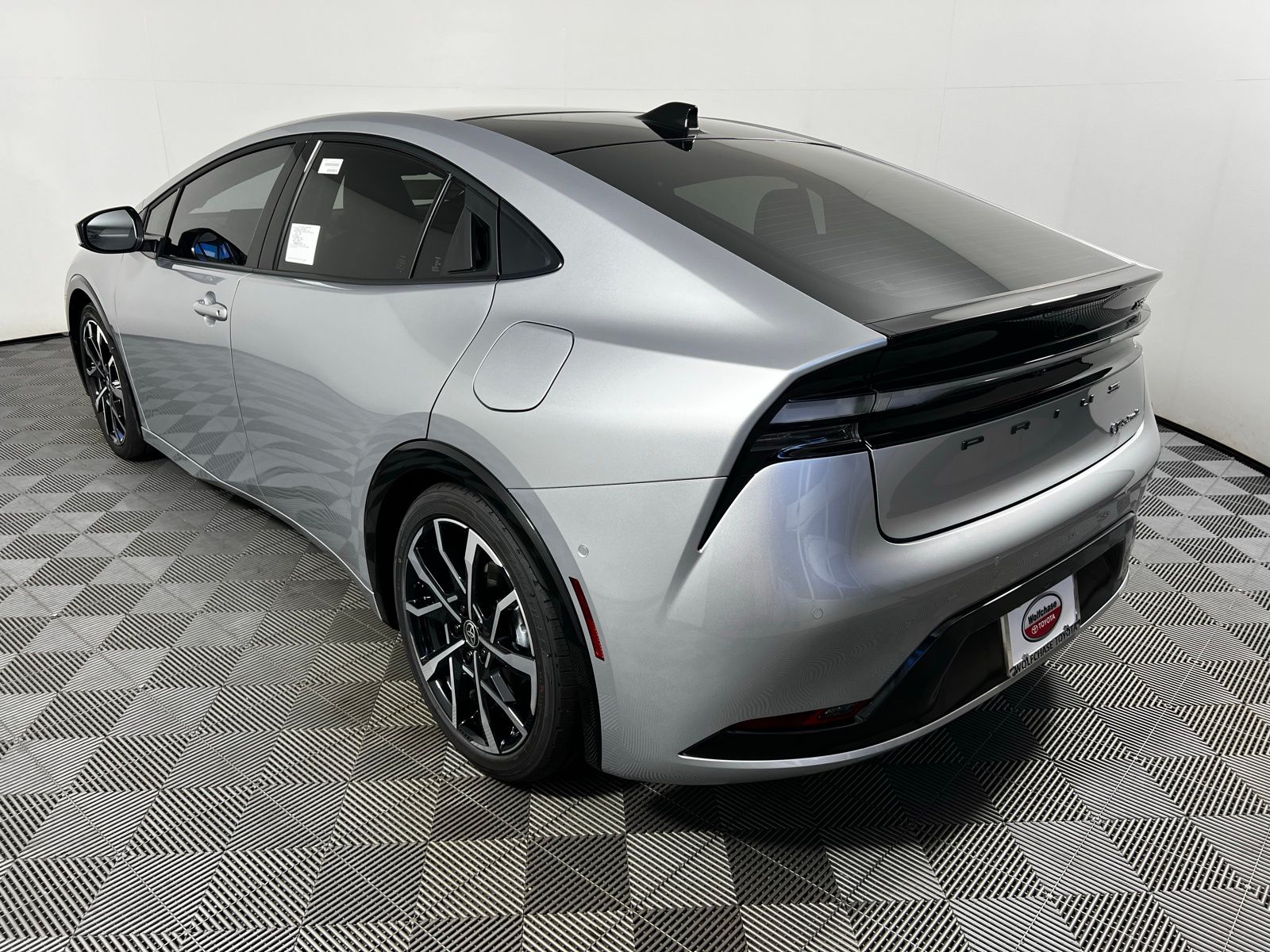 2024 Toyota Prius Prime Premium 7