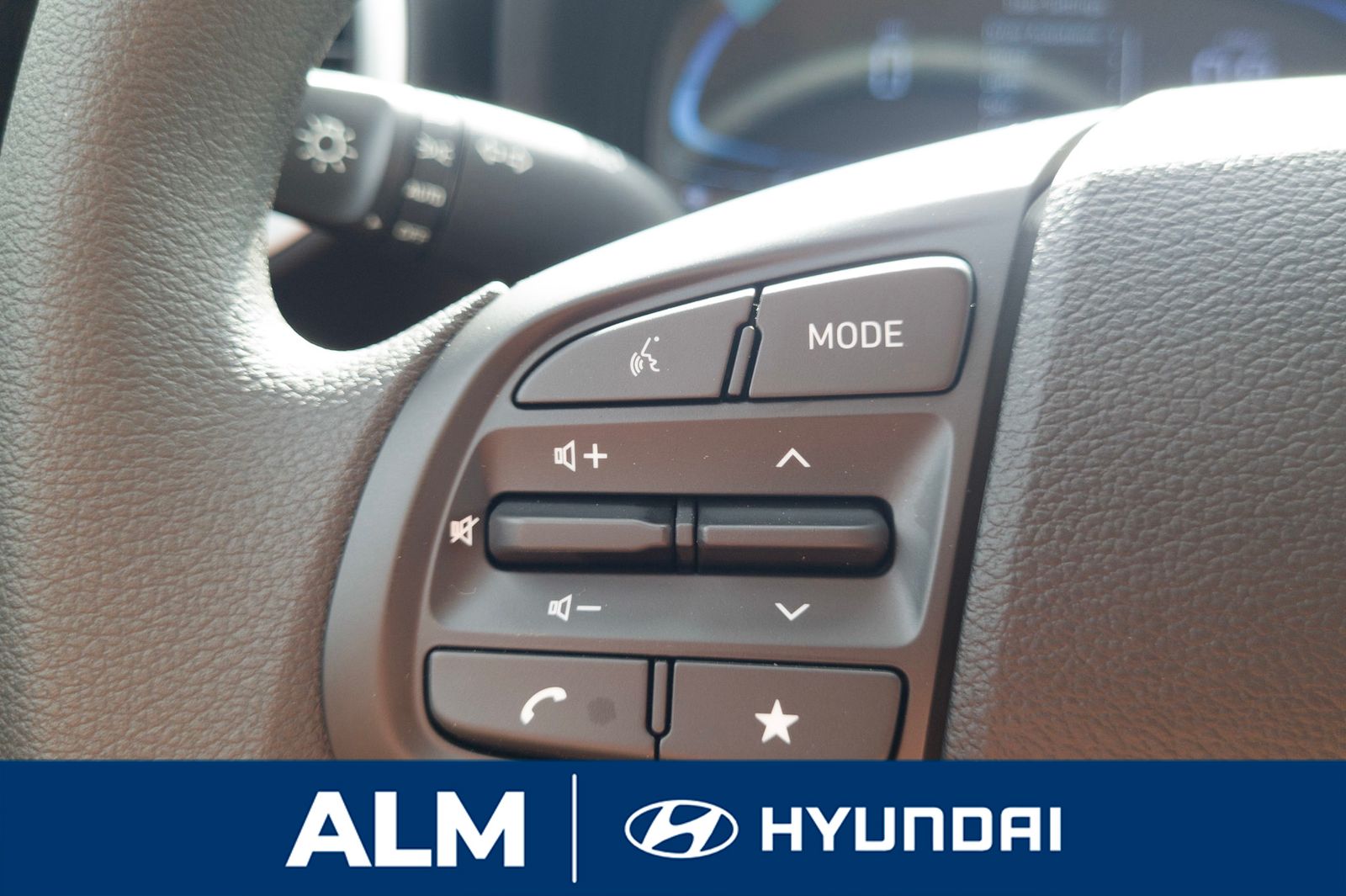 2025 Hyundai Venue SE photo 17