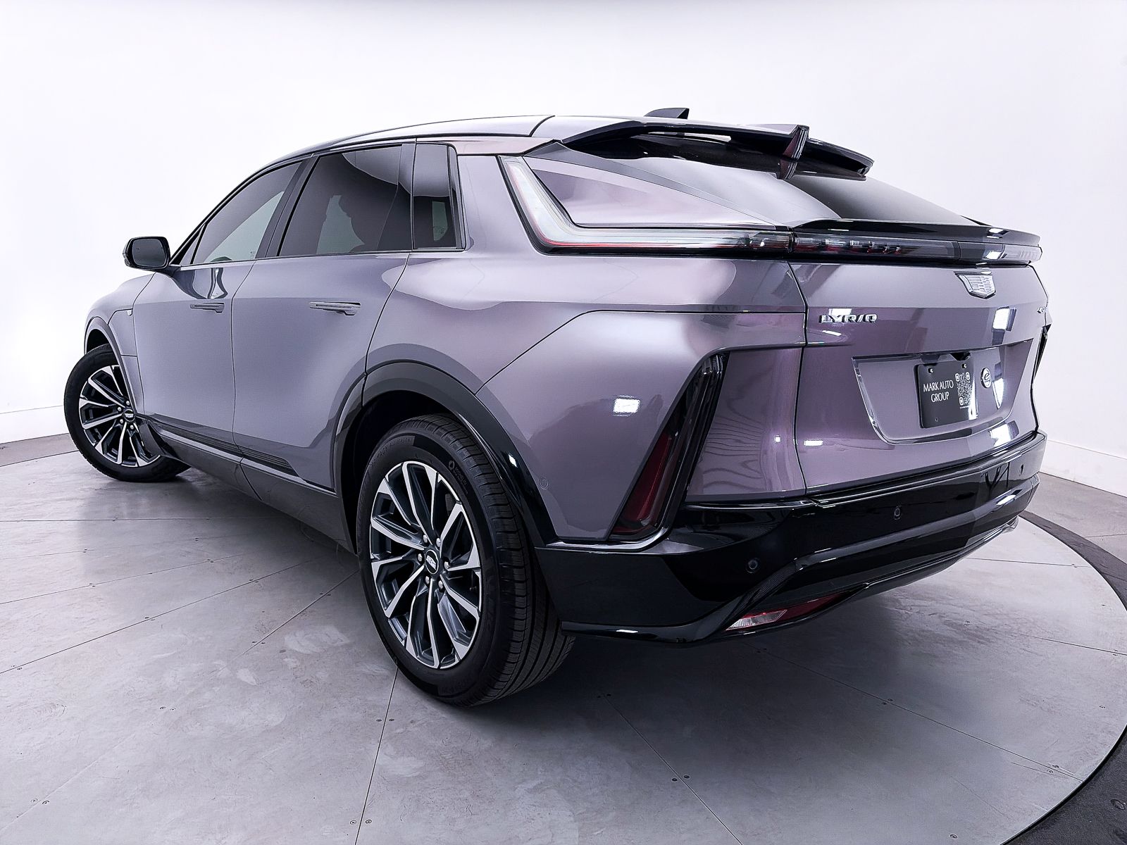 Used 2024 Cadillac LYRIQ Sport 2 with VIN 1GYKPVRK7RZ132892 for sale in Scottsdale, AZ