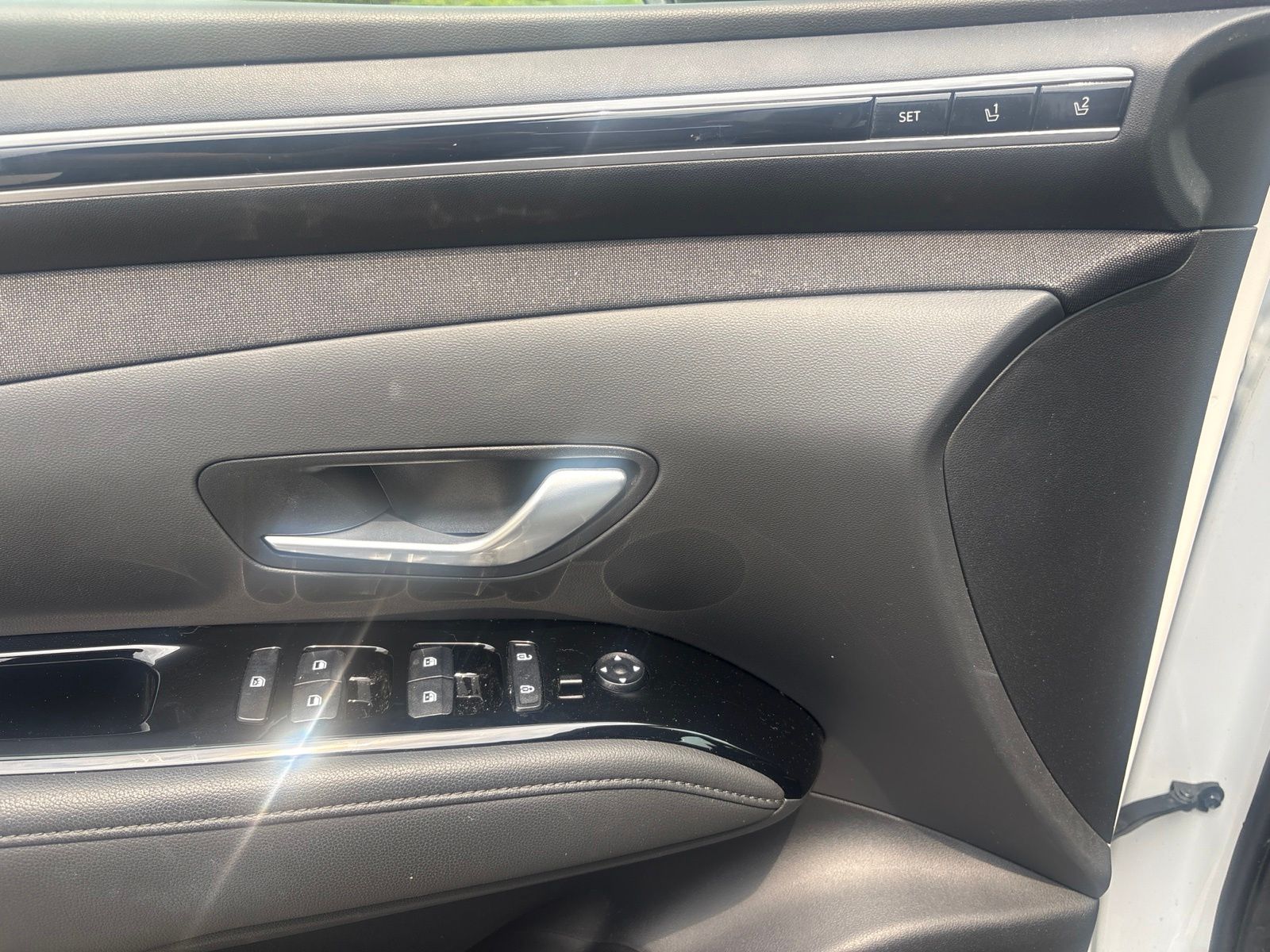 Used 2024 White Hyundai Limited image 13