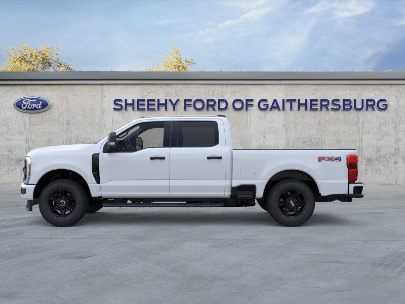 New 2026 Oxford White Ford XL image 4