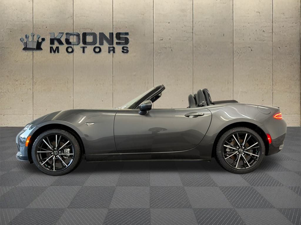 2025 Mazda MX-5 Miata Grand Touring - Photo 4