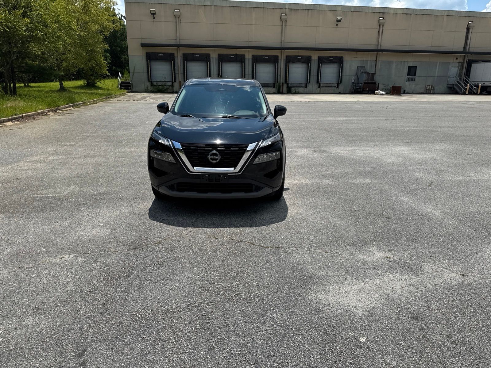 Used 2023 Black Nissan SV image 7