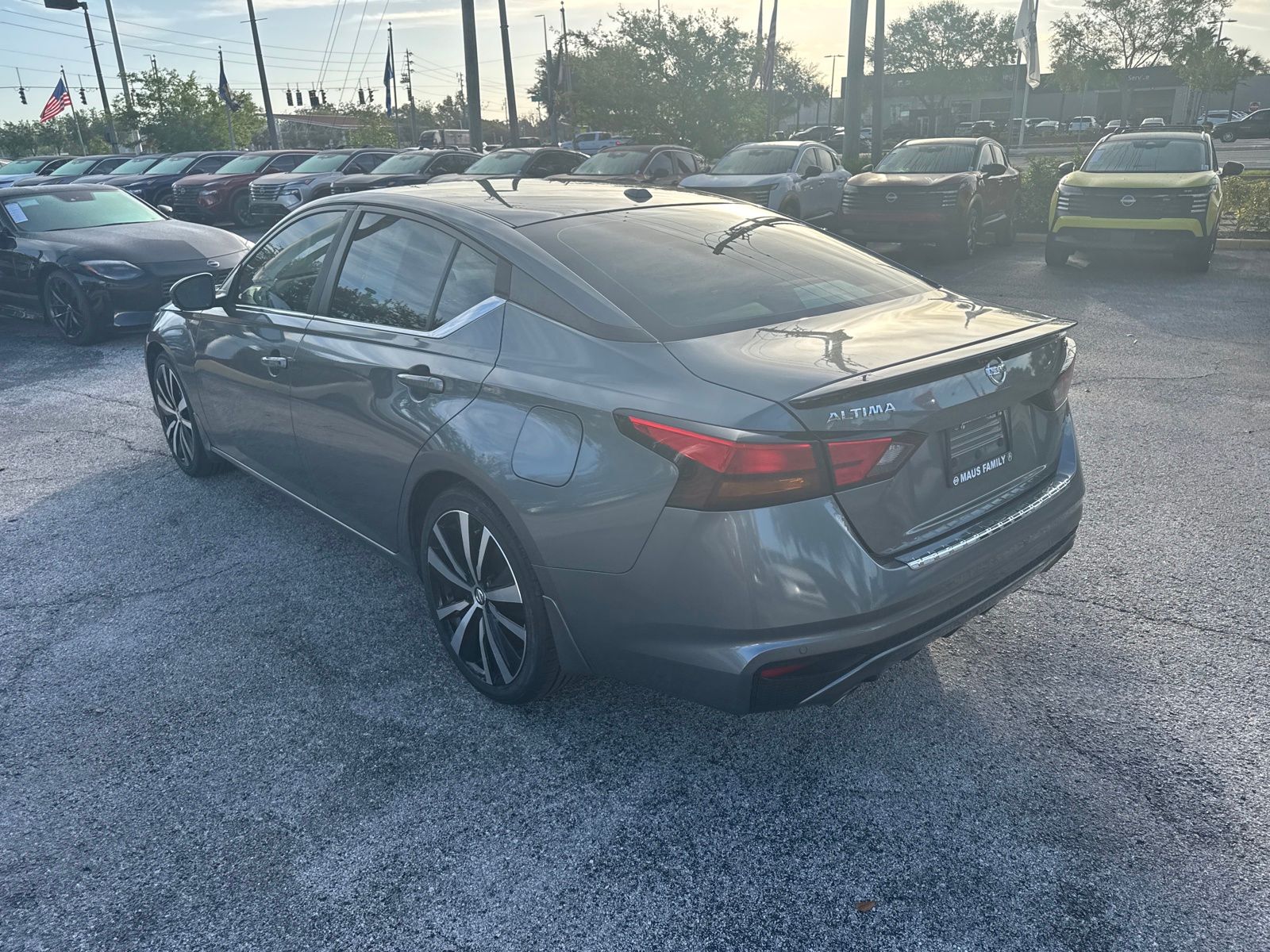 Used 2021 Nissan Altima 2.5 SR 4D Sedan