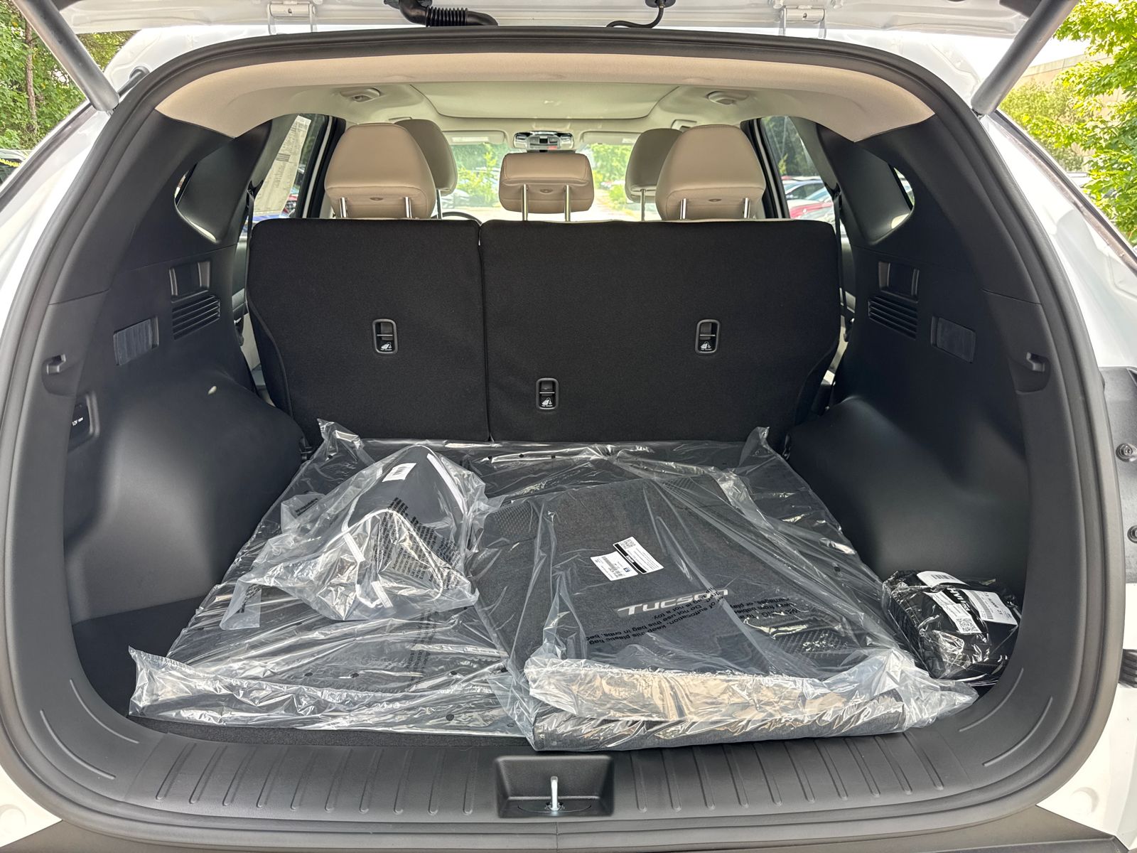 2025 Hyundai Tucson Hybrid SEL Convenience photo 17