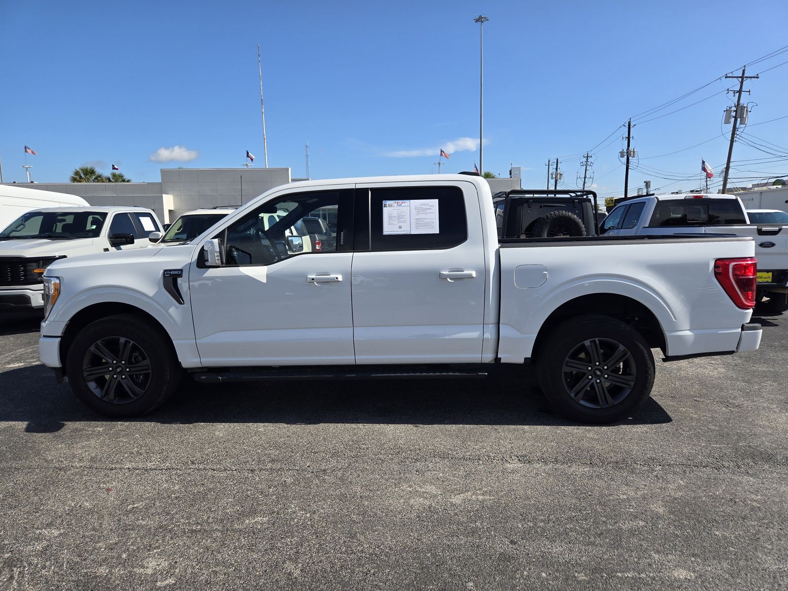 View vehicle photo 5