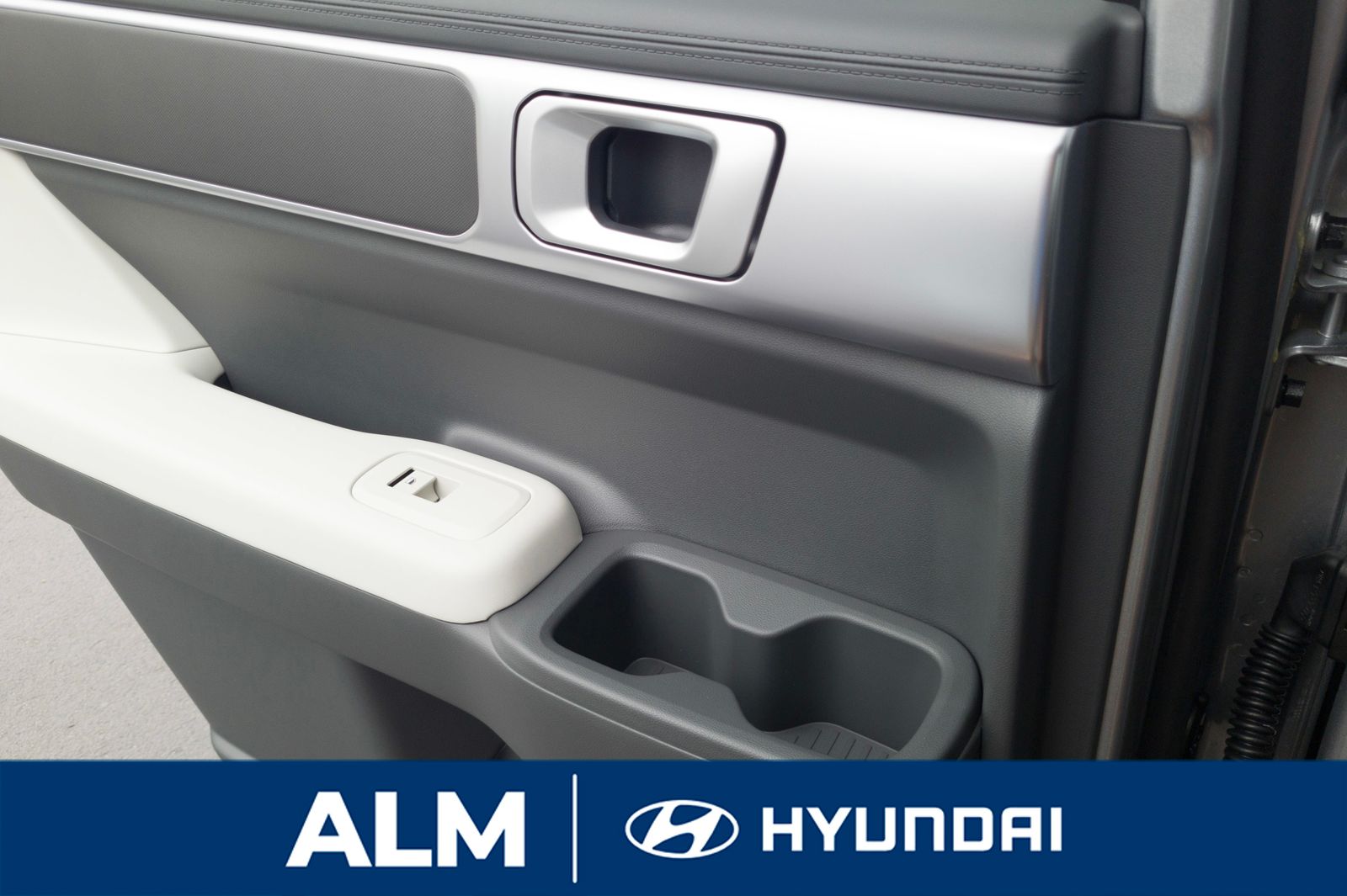 2026 Hyundai Santa Fe SE photo 17