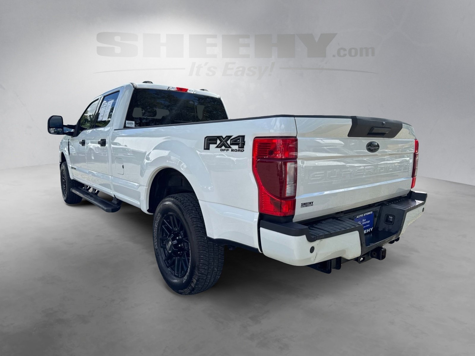 Certified Used 2022 Oxford White Ford XLT image 13