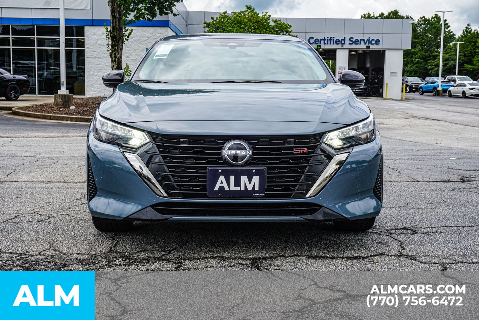 Used 2024 Gray Nissan SR image 11
