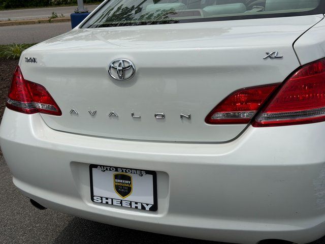 Used 2007 Blizzard Pearl Toyota XL image 31