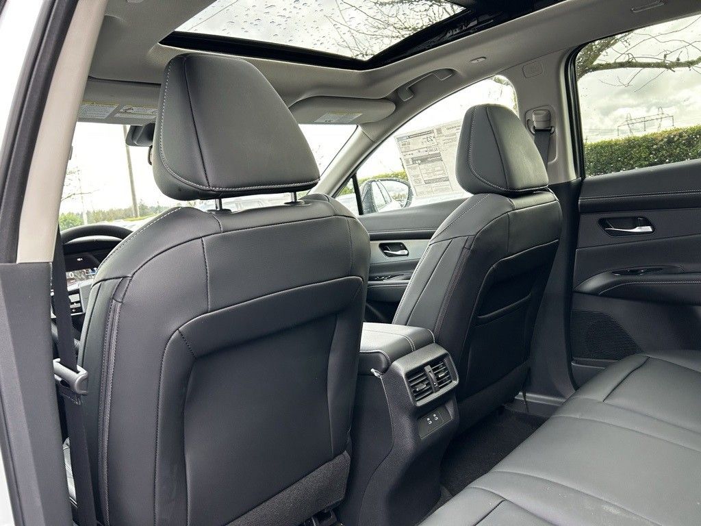 2025 Nissan Murano SL - Photo 23
