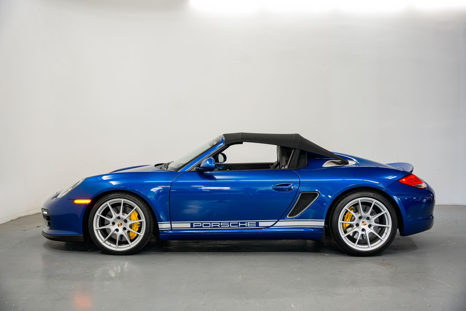 2011 Porsche Boxster Spyder — photo 7