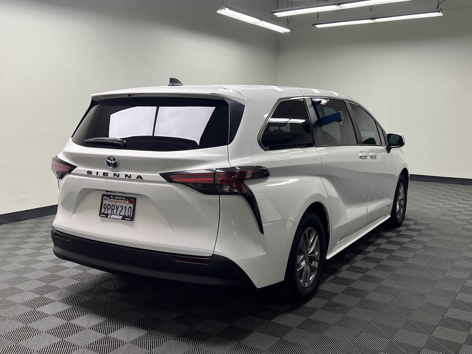used 2021 Toyota Sienna car, priced at $22,996