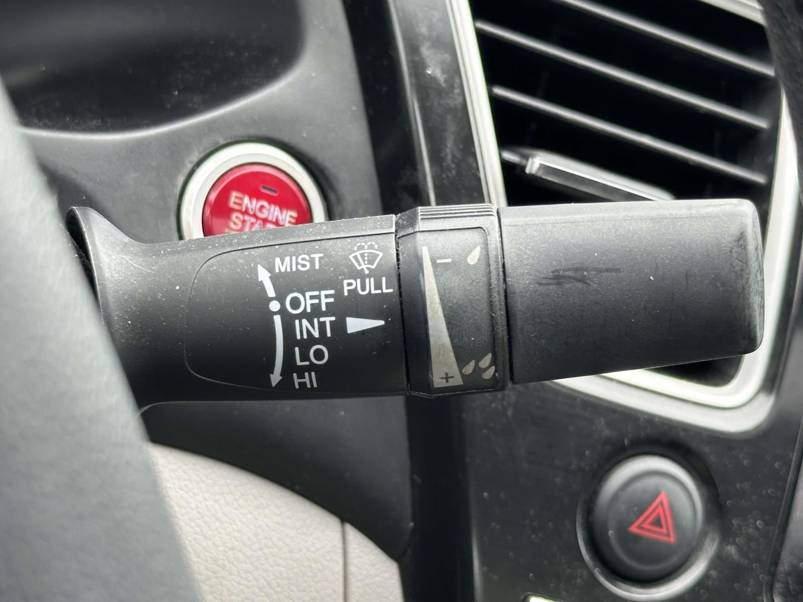 Used 2014  Honda EX-L image 30