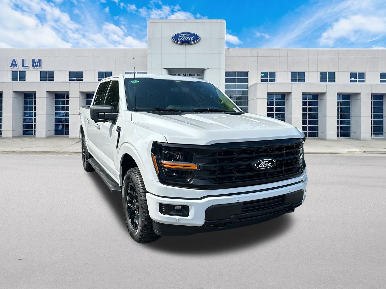 New 2026 White Ford XLT image 4