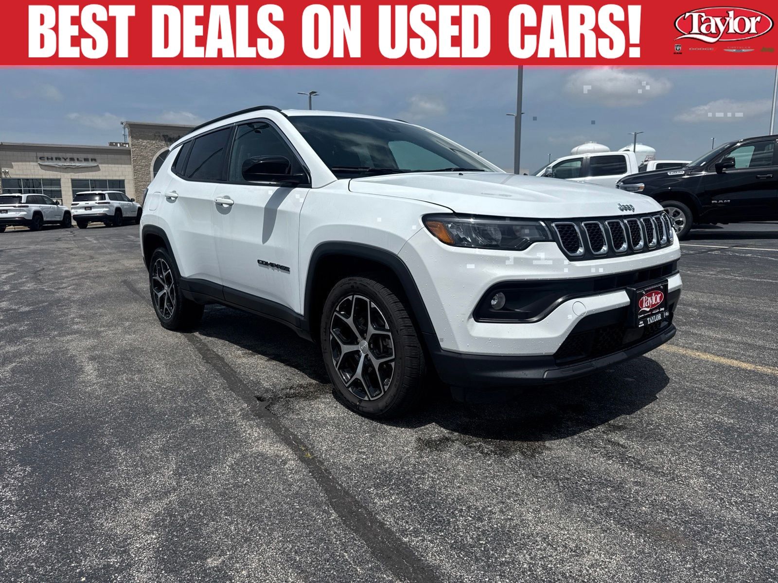 Bright White Clearcoat 2024 Jeep Compass SUV / Crossover Four-Wheel Drive 8-Speed Automatic