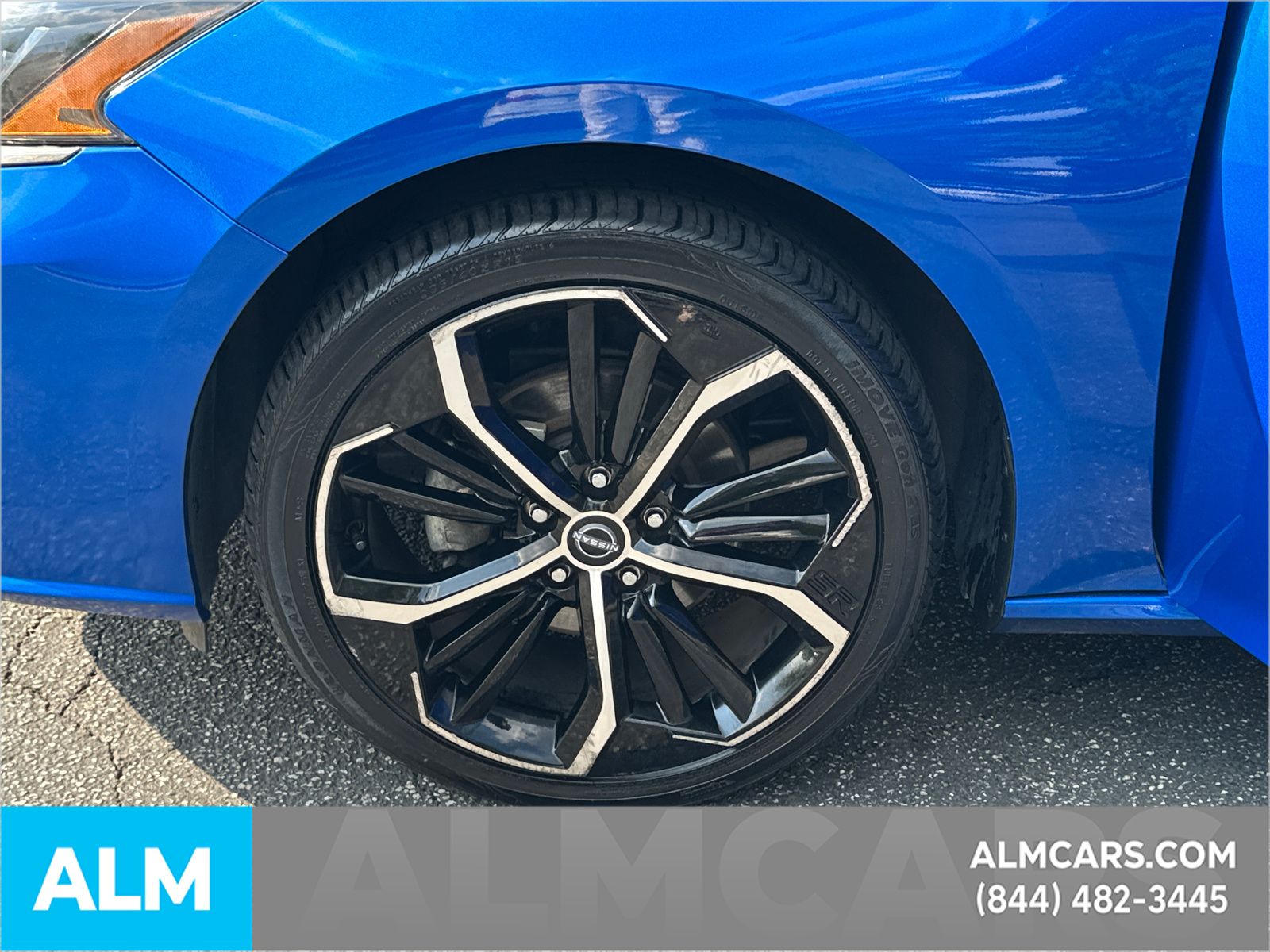 Used 2025 Blue Nissan 2.5 SR image 12