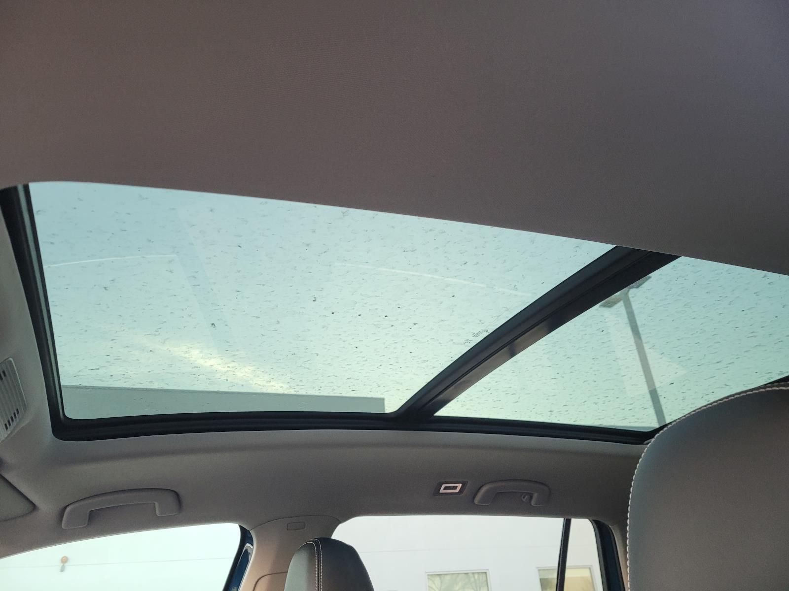 used 2025 Volkswagen Atlas car, priced at $39,700