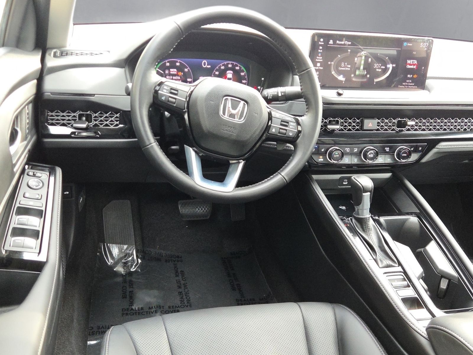 Used 2024  Honda Touring image 3