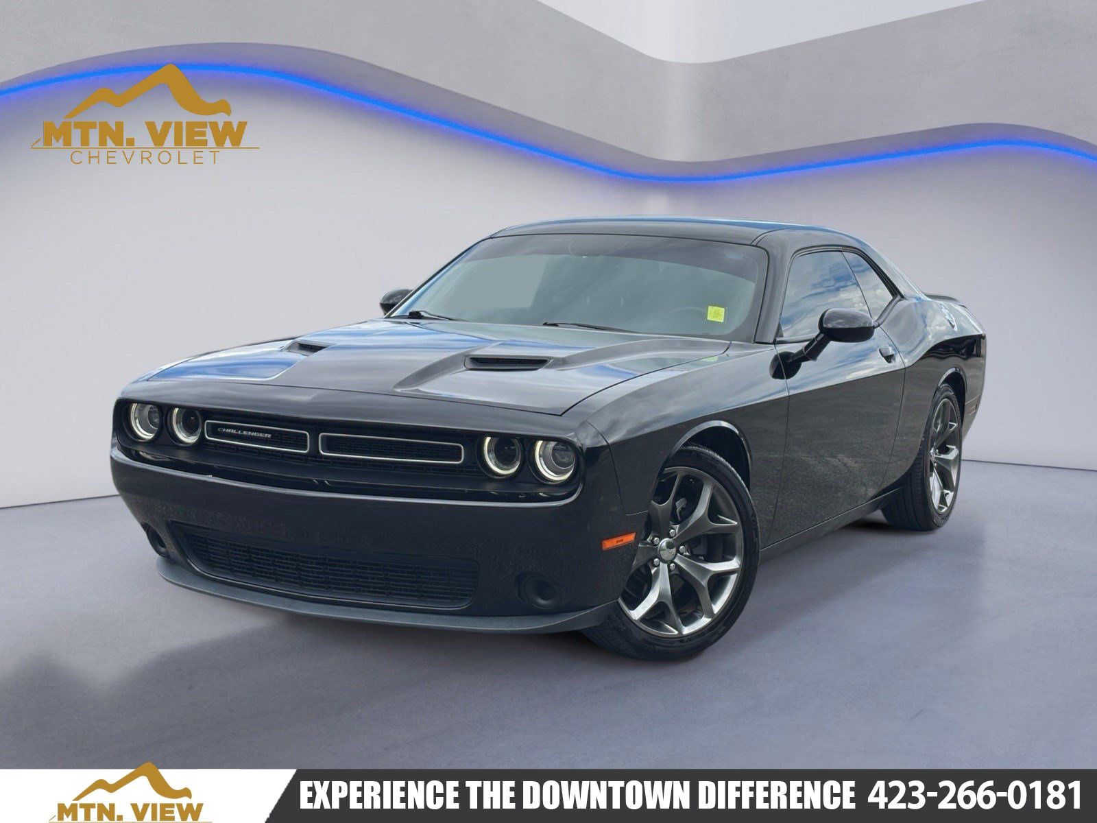 Pitch Black Clearcoat 2015 Dodge Challenger Coupe Rear-Wheel Drive 8-Speed Automatic