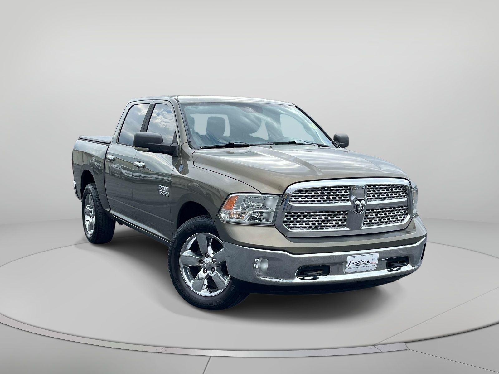 Prairie Pearlcoat 2013 RAM 1500 Lone Star Crew Cab 4WD Pickup Truck Four-Wheel Drive 6-Speed Automatic