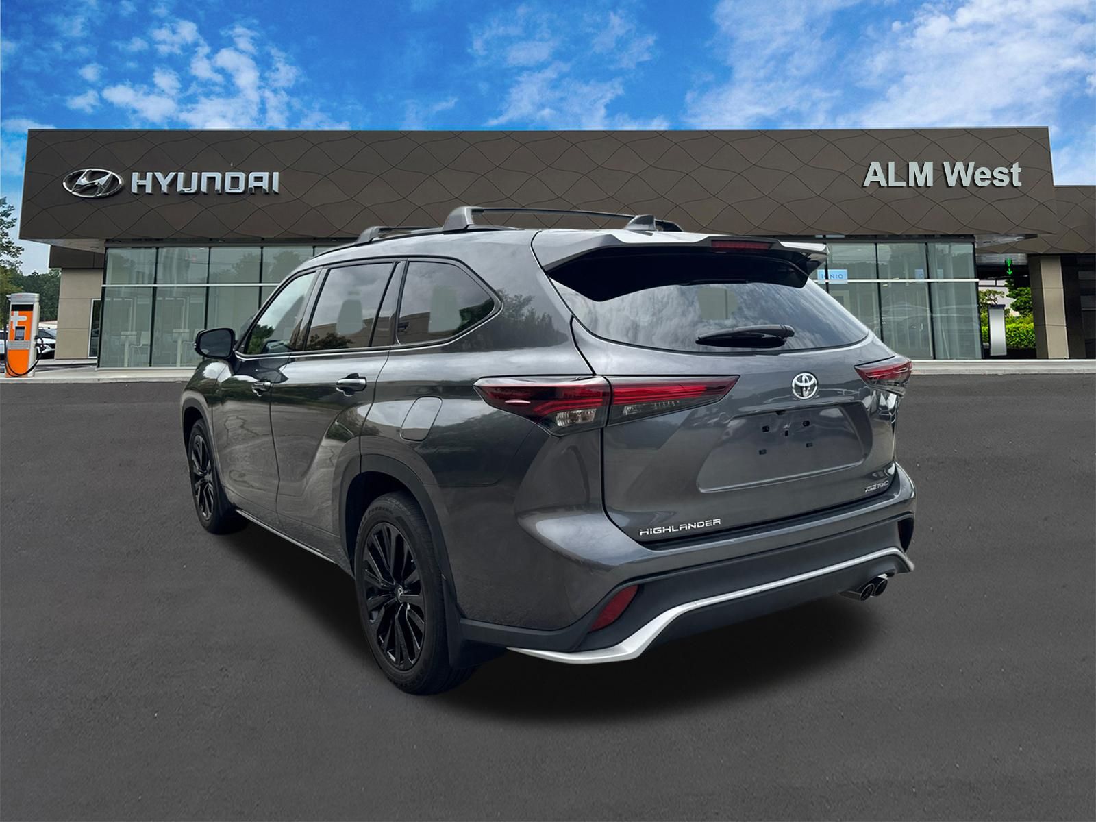 2024 Toyota Highlander XSE - Photo 7