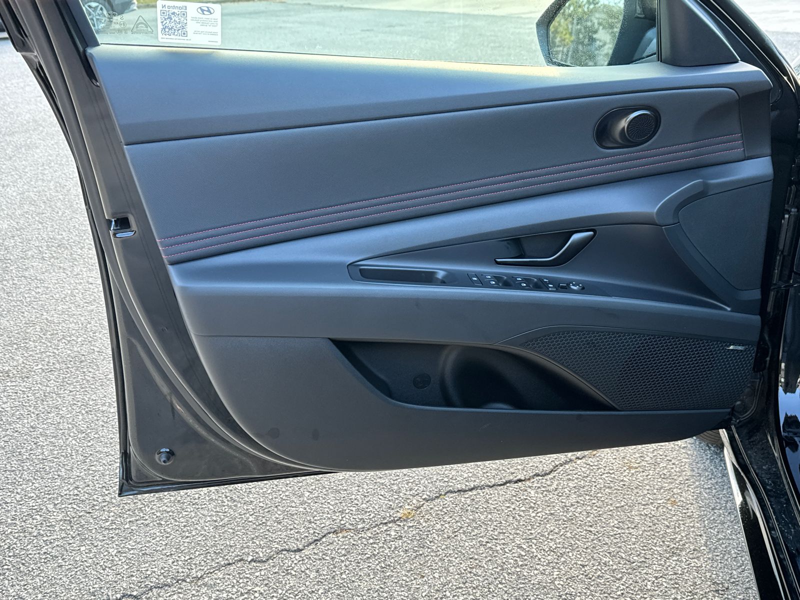 2025 Hyundai Elantra N Line photo 10