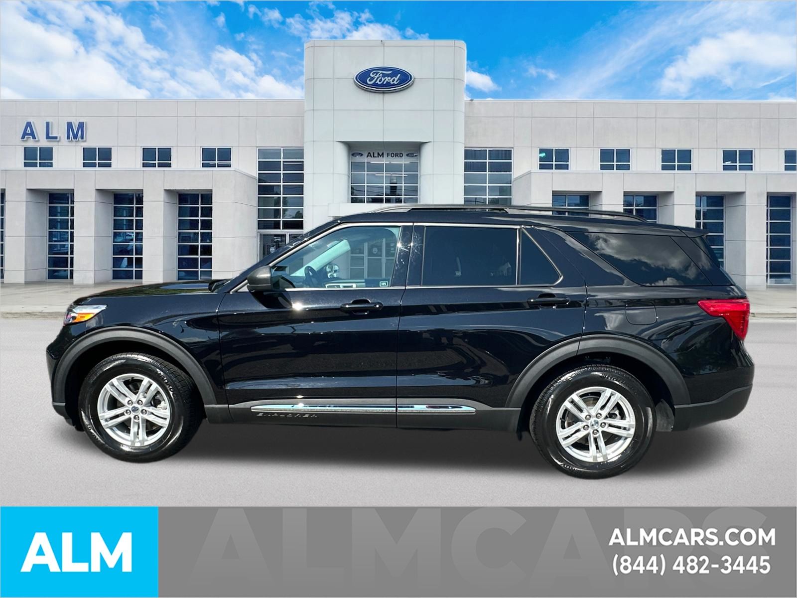Used 2024 Black Ford XLT image 9