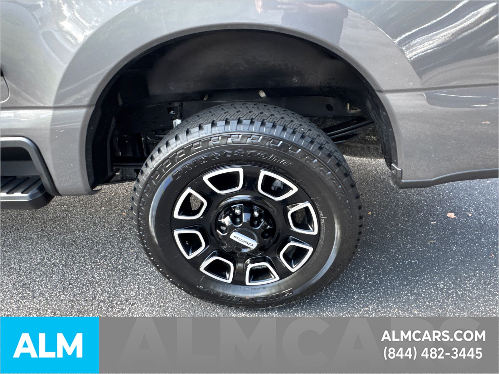 Used 2025 Gray Ford Platinum image 22