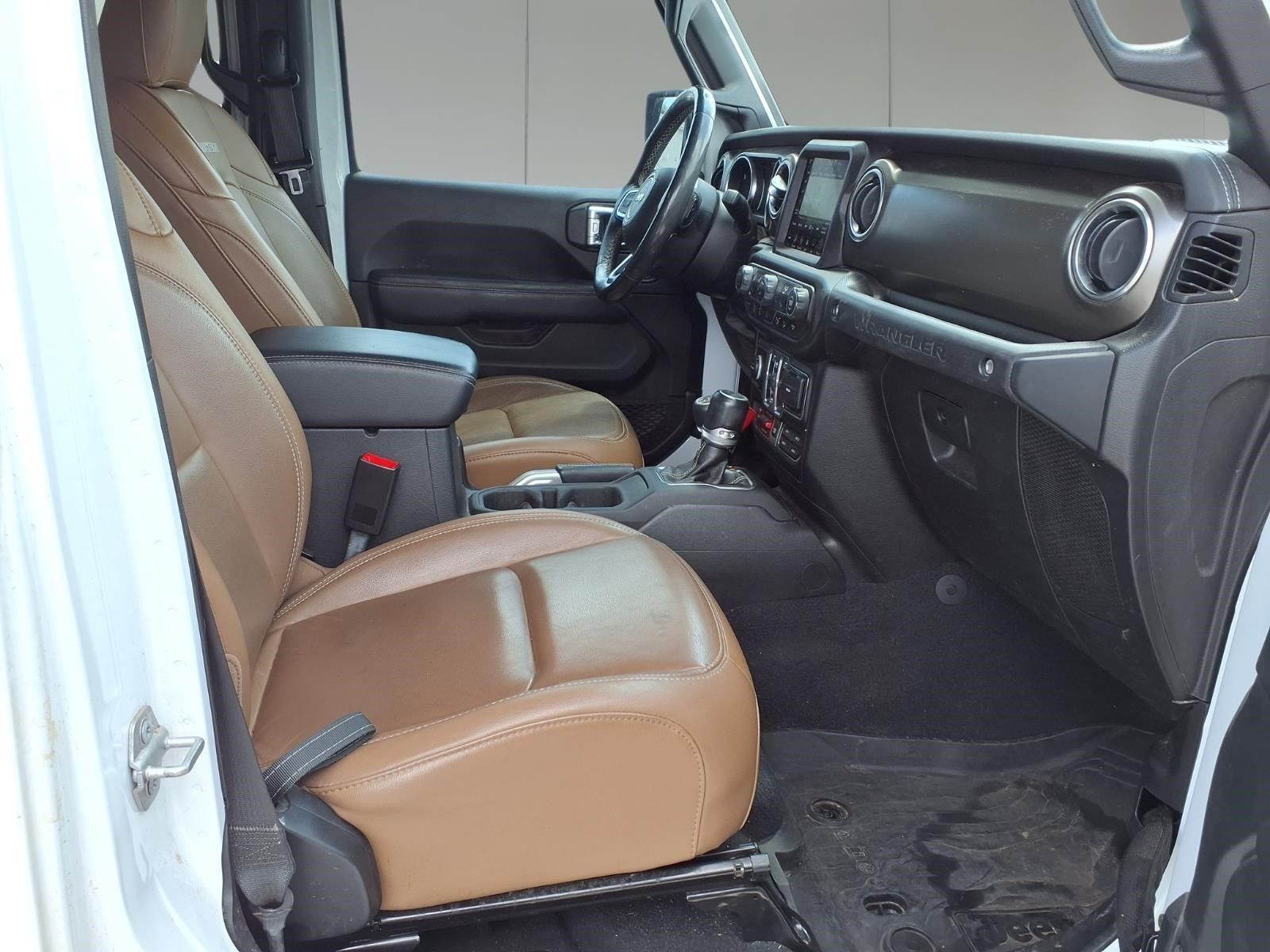 2020 Jeep Wrangler Unlimited Rubicon White at DeMontrond Auto Country