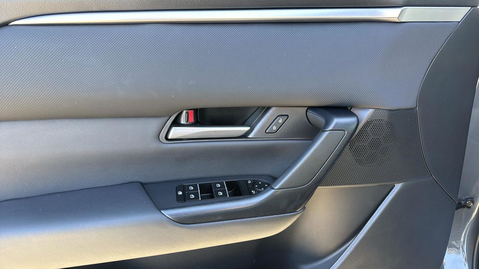 Used Car 2024 Mazda Cx-50  2.5 S Premium Package For Sale Under $30,000 In Austin, Texas