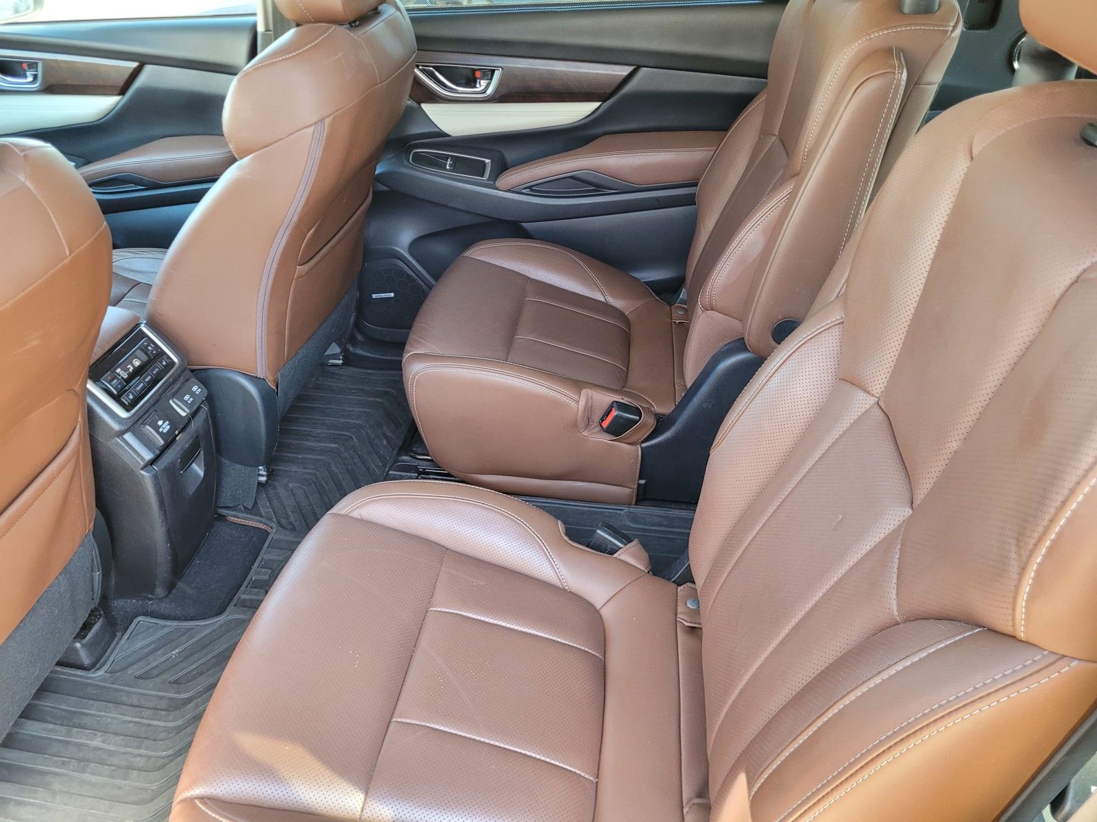 2019 Subaru Ascent Touring - Photo 18