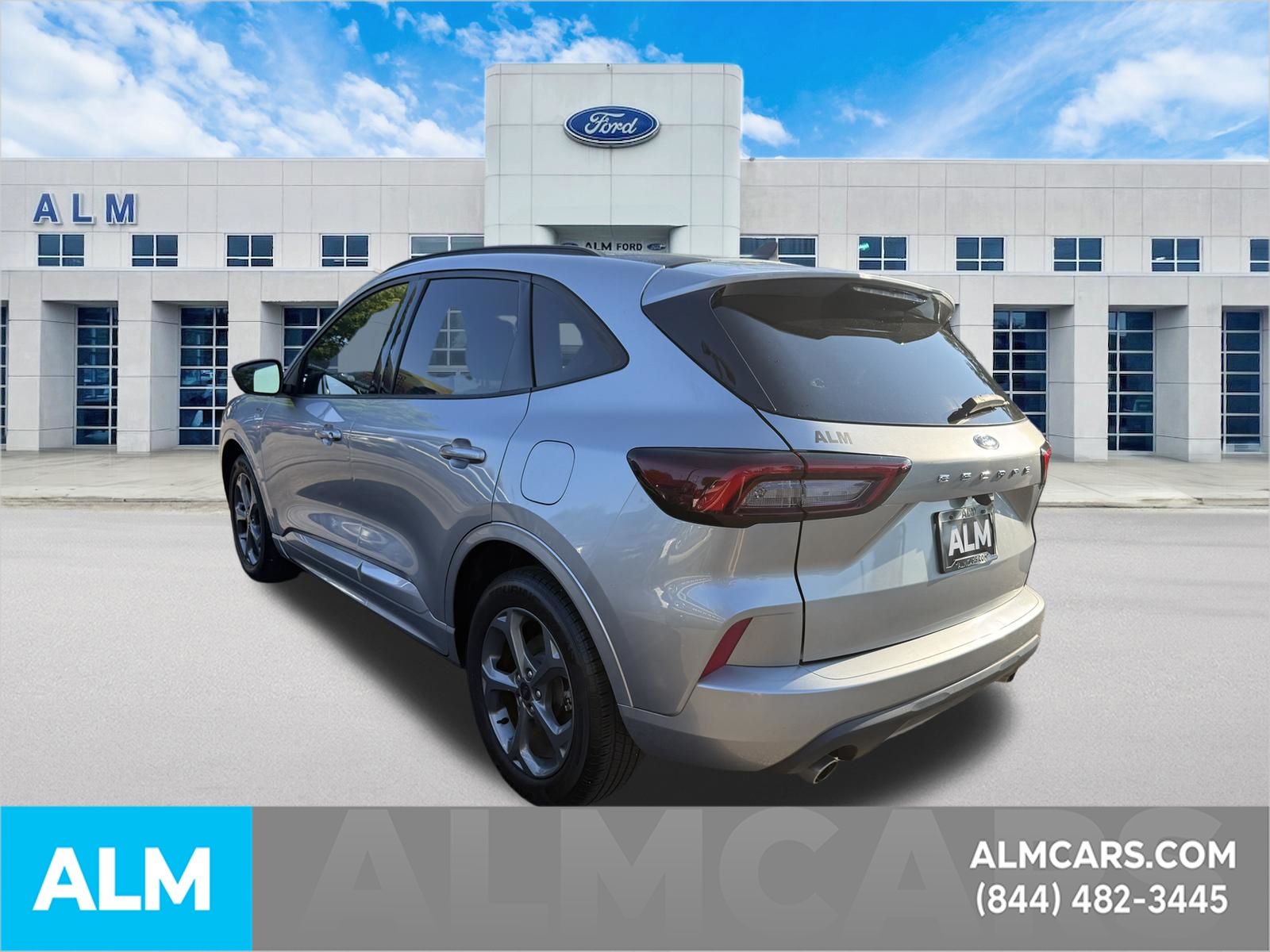 Used 2023 Iconic Silver Metallic Ford ST-Line image 9