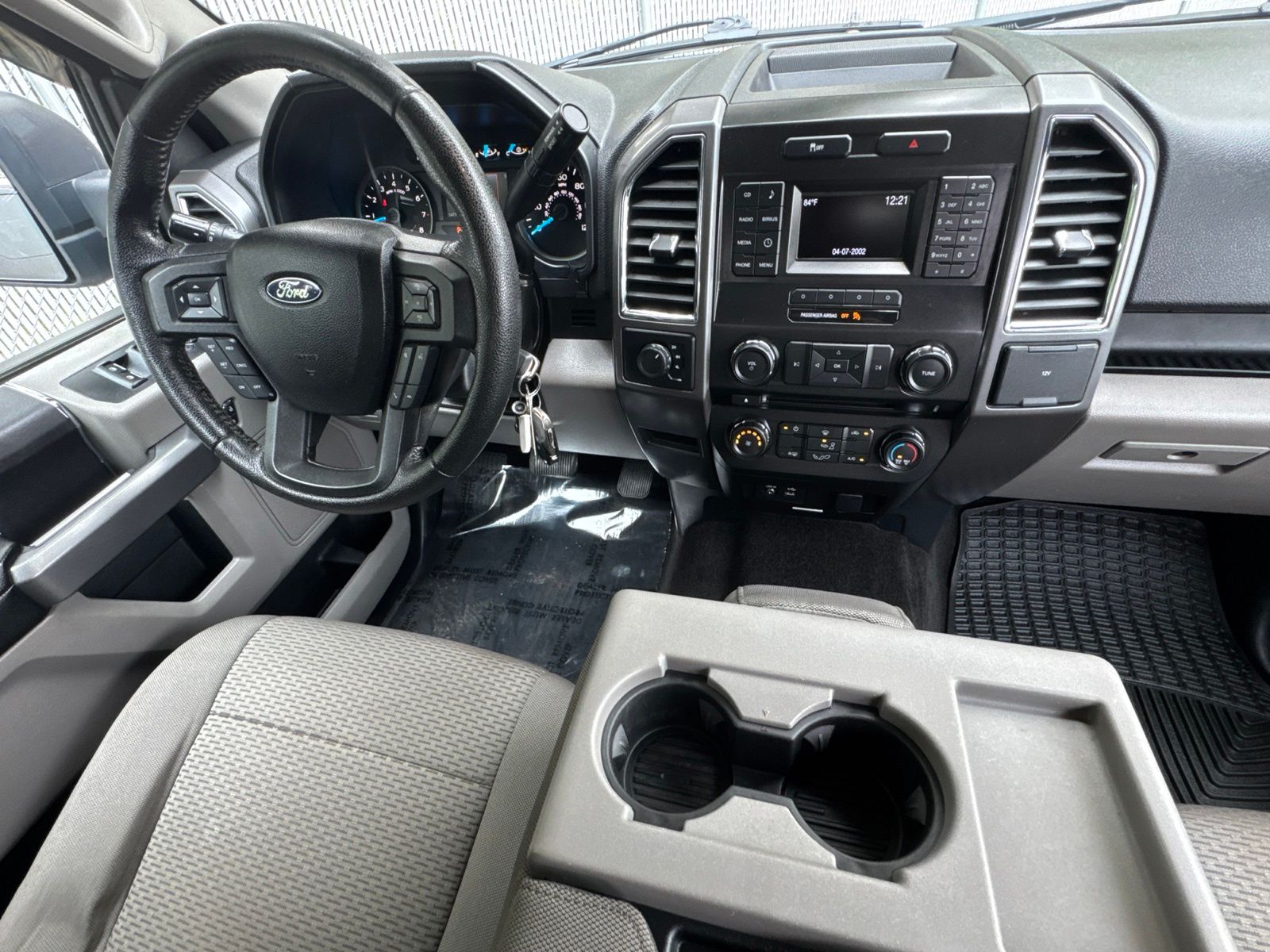 Used 2015 Oxford White Ford XLT image 40