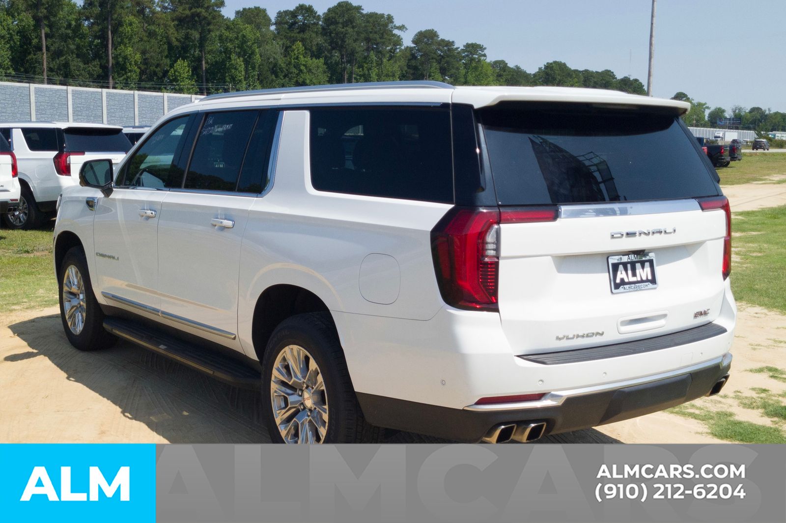 Used 2025 Summit White GMC Denali image 11