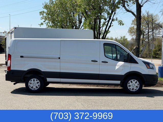 New 2025 Oxford White Ford Base image 2