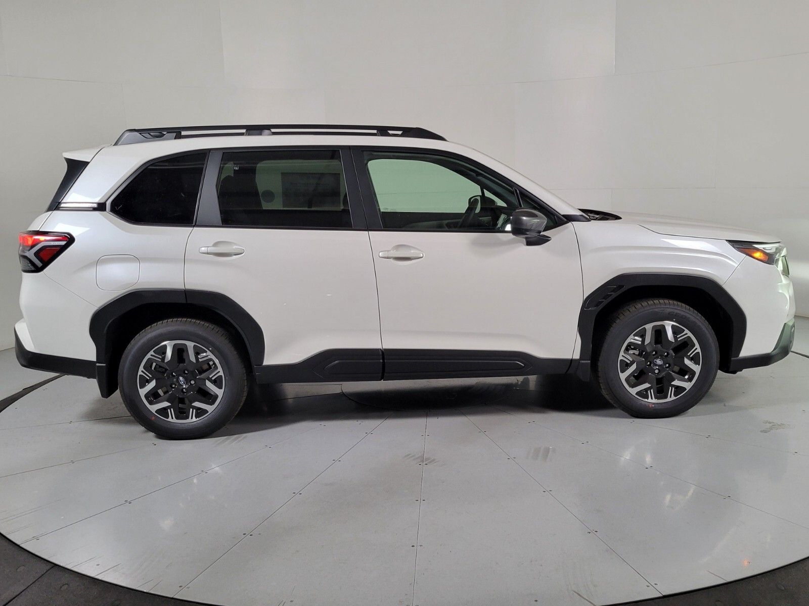 2025 Subaru Forester Premium 3