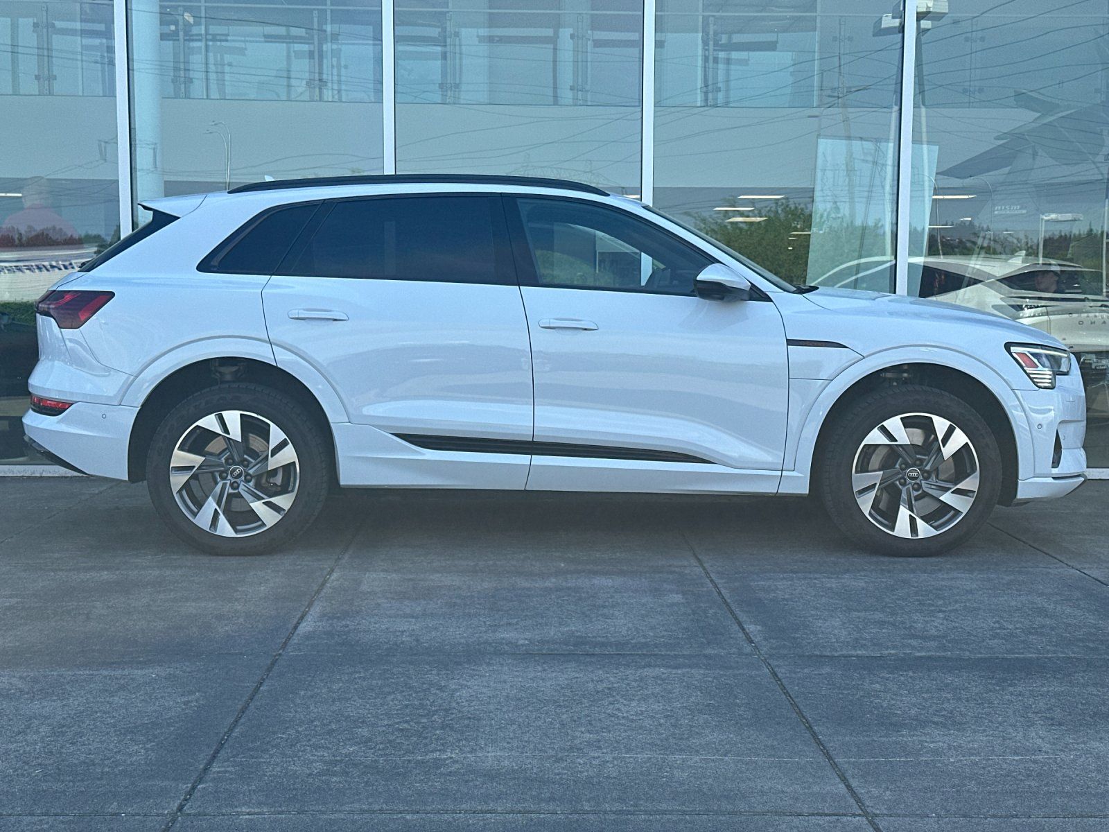 Used 2022 Audi e-tron Premium with VIN WA1AAAGE3NB040281 for sale in Wilsonville, OR