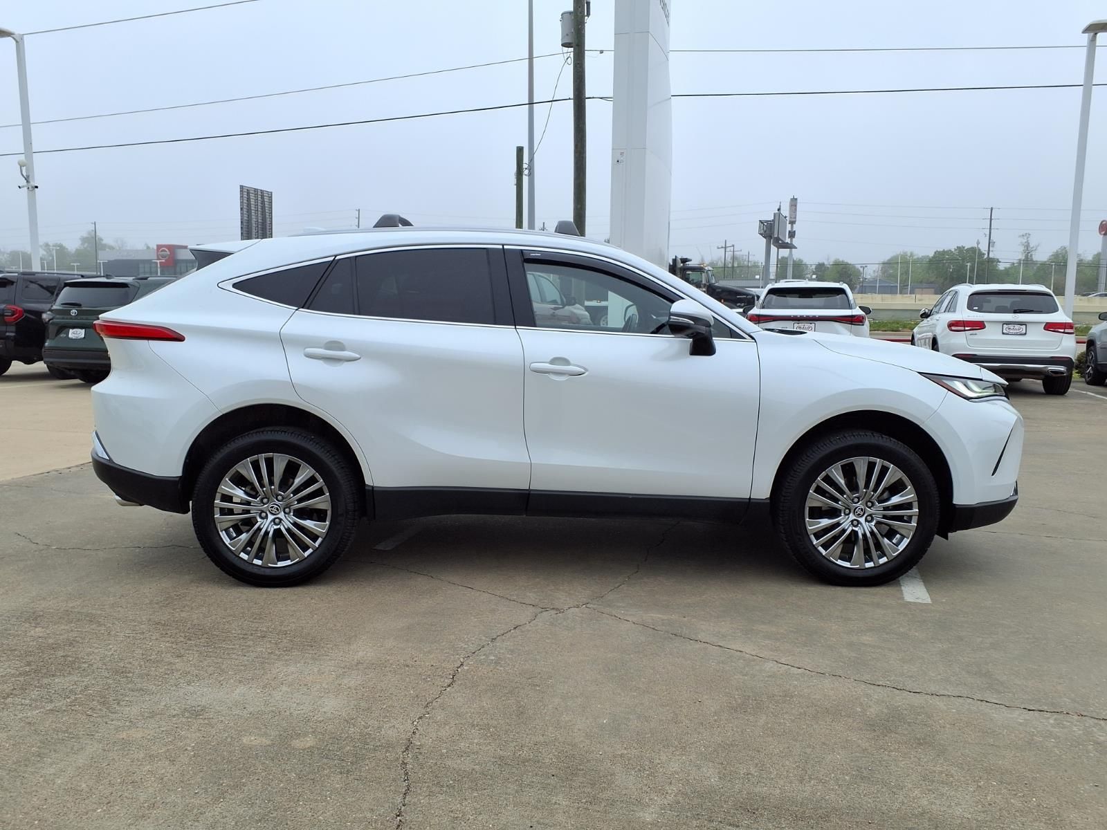 2024 Toyota Venza Limited - 4