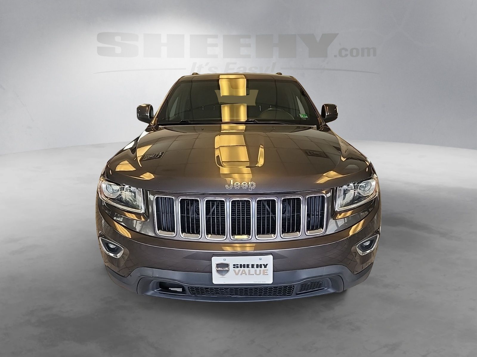 Used 2014 Granite Crystal Clearcoat Metallic Jeep Laredo image 17
