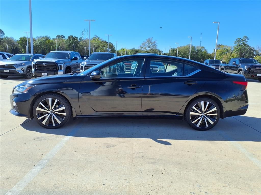 2021 Nissan Altima 2.5 SR Black at Emmons Autoplex