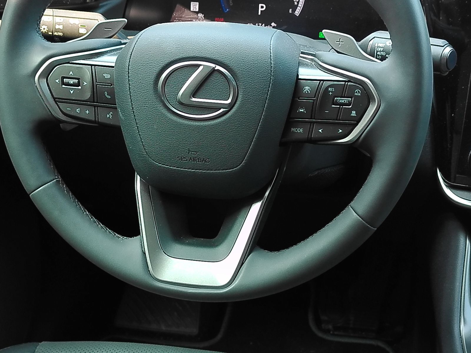 Used 2024 White Lexus 300e Premium image 18