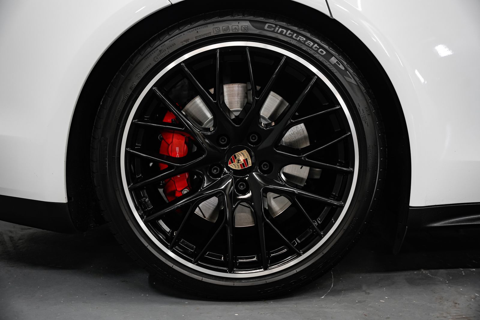 2018 Porsche Panamera Sport Turismo Turbo — photo 52