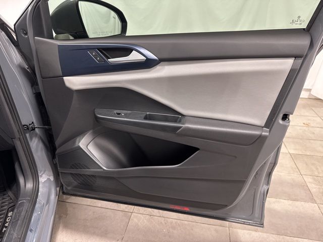 Used Car 2022 Volkswagen Taos  1.5t Se For Sale Under $20,000 In Austin, Texas