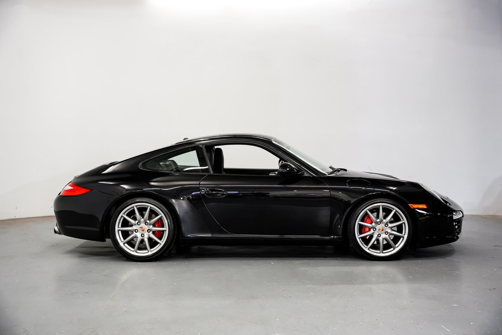 2011 Porsche 911 Carrera S — photo 1