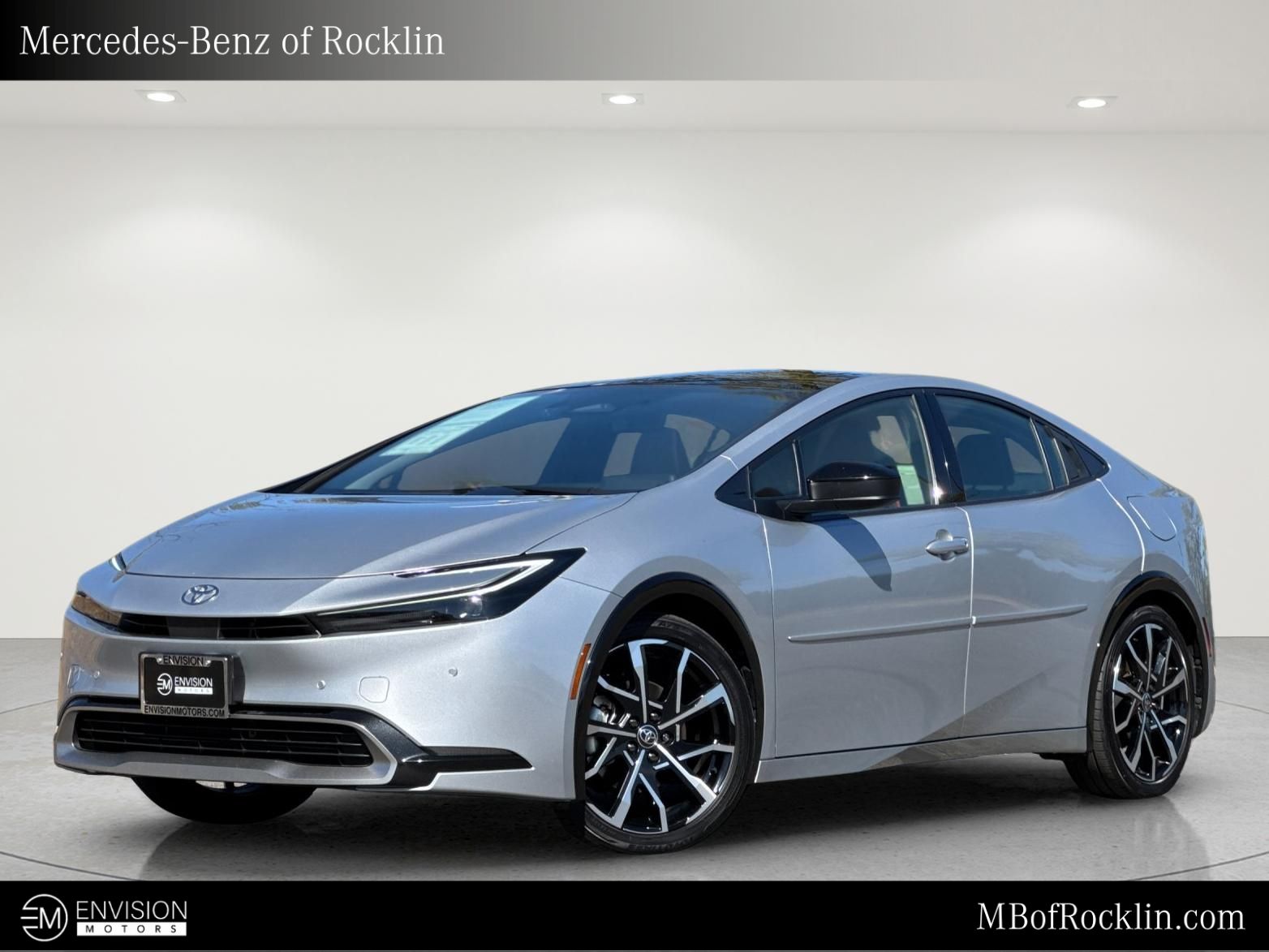 2025 Toyota Prius Plug-In Hybrid XSE FWD